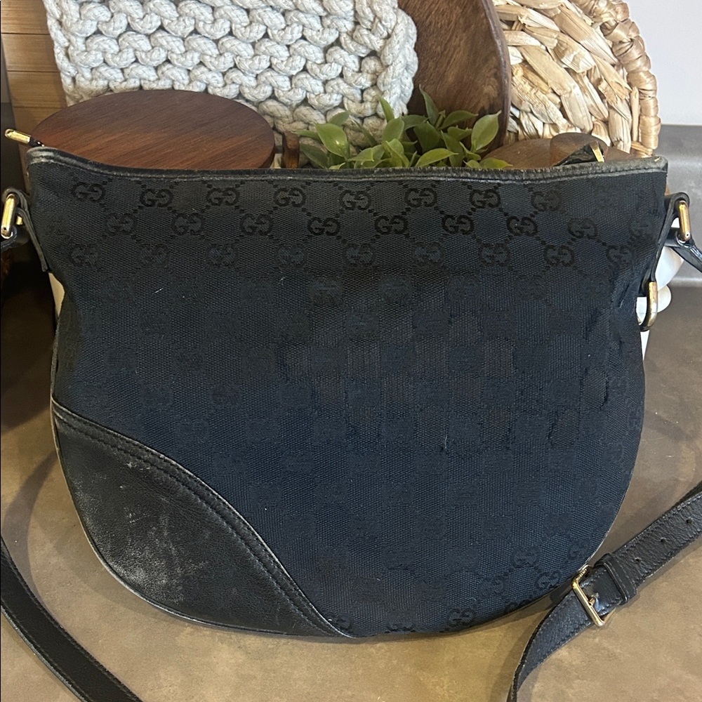 Gucci Britt Black half moon canvas & leather Hobo - Picture 7 of 7